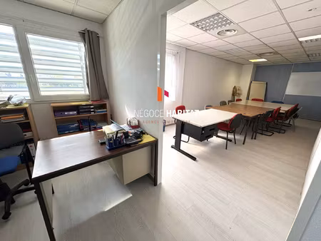 achat local professionnel 143m² nimes 30000