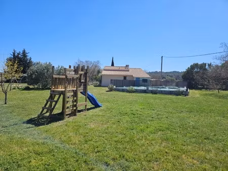 maison de qualité à lançon-provence