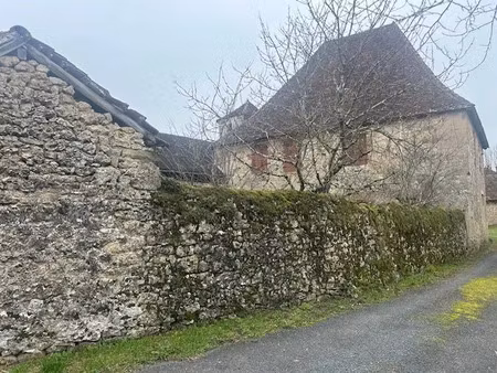 vente maison 5 pièces 307 m² à la chapelle-aux-saints (19120)  95 000 €