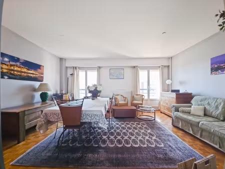 appartement 2 pièces - 59 m²