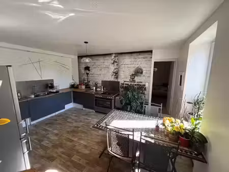 vente maison 5 pièces 97 m² à saint-ségal (29590)  154 000 €