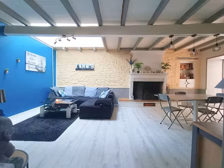 vente maison 6 pièces 177 m² à cherves-richemont (16370)  194 250 €