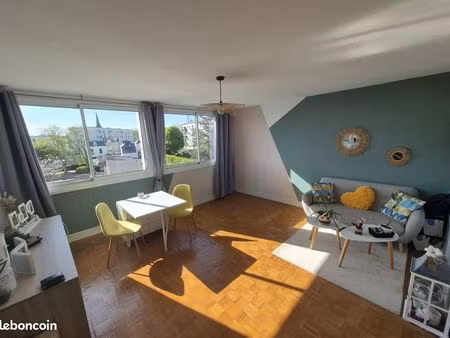 t2 lumineux – 52 m² – dernier étage – saint-roch – le havre