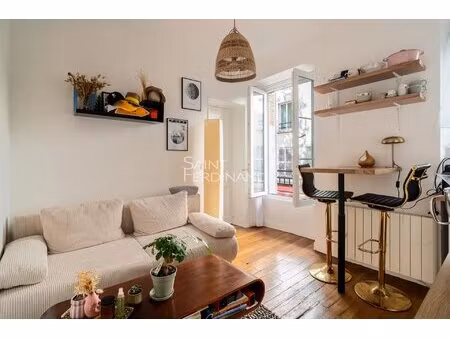 paris 18ème legendre. guy moquet. 2 pièces 1 chambre.