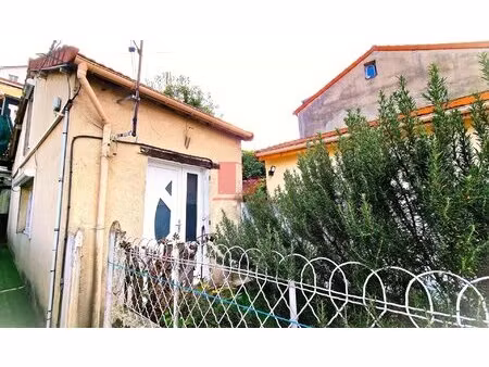 studio avec terrasse à issy-les-moulineaux