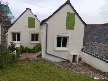 vends maison de bourg