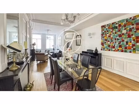 maison de luxe à vendre à lille : 800 000 € | 249m²