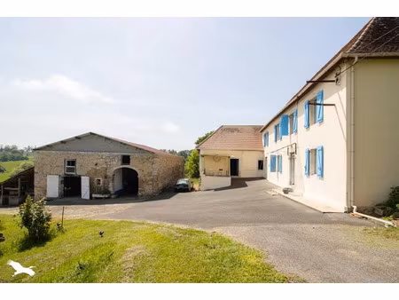 vente maison 5 pièces 116 m² à orion (64390)  223 650 €