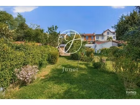 maison de luxe à vendre à suresnes : 1 400 000 € | 232m²