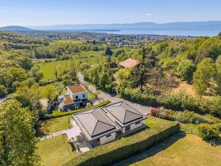 exclusivite - maison de 179 m2  3 chmbres. studio independente