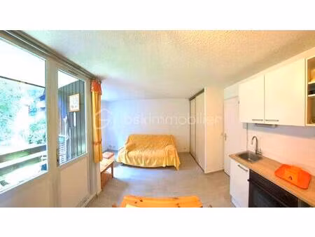 appartement de 23 70 m² à thones