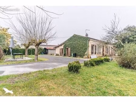 maison 3 pièces 65 m²