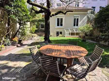 maison 5 pièces 148 m²