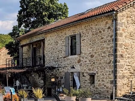 sud ardèche : maison de caractère en pierre  confort moderne et vue imprenable