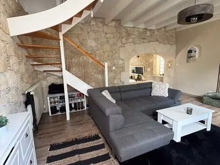 ? maison de ville pleine de charme avec jardin – sans frais d’agence