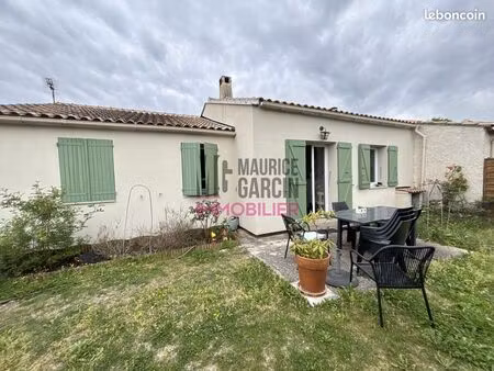 villa 4 pièces 90 m²