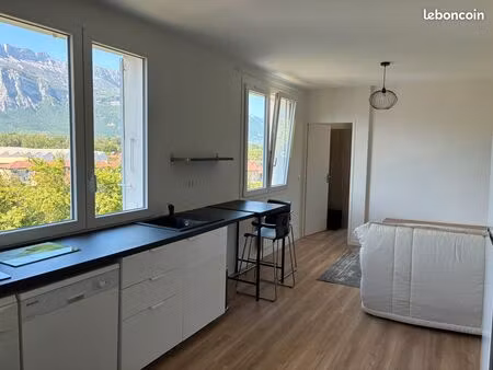 loue f2 34 m2 meublé froges