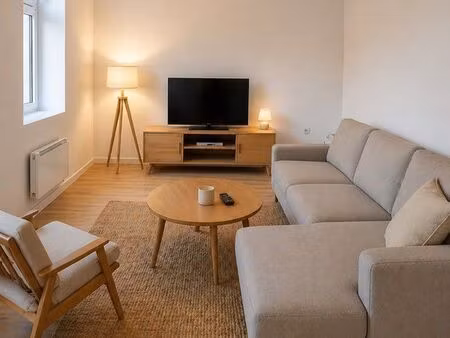 t2 meublé 45 m² – rénové – lumineux – roubaix