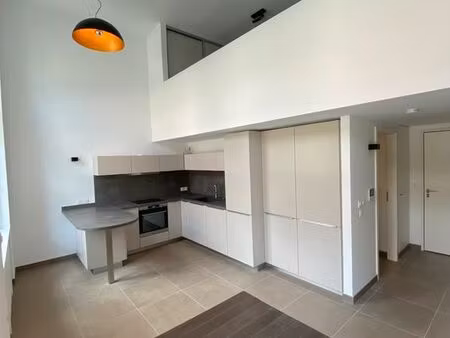 strasbourg neustadt hotel des postes 2 pièces