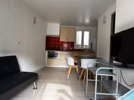 appartement t2 meublé à vivonne