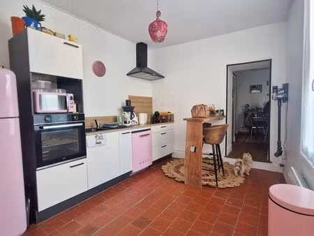 maison de ville à louer – proche centre châteauroux