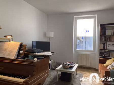 a louer à cognac centre-ville - maison de plain pied - 2 piè