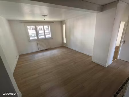 appartement  2 chambres  rdc