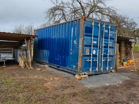 location box/container