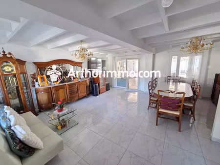 vente maison 5 pièces 114 m2 à savigny-le-temple