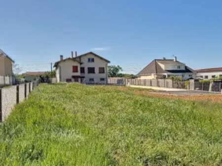 terrain à bâtir à communay (69360)