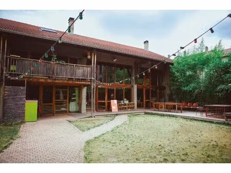 propriété de 253m² avec jardin en ville