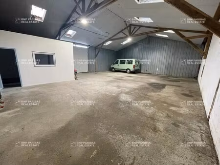 location local d’activités vern-sur-seiche 35770 255m²