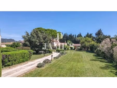 maison familiale avec piscine et terrain constructible - fontvieille