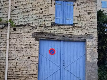 vente immeuble à ferrières (17170) : à vendre / 35m² ferrières