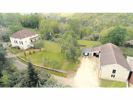 vente propriété 6 pièces 115.74 m² à luzech (46140)  380 500 €