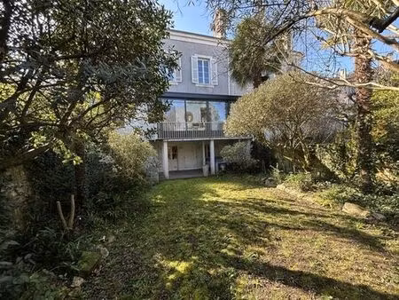 maison de 8 pièces de luxe en vente à périgueux  france