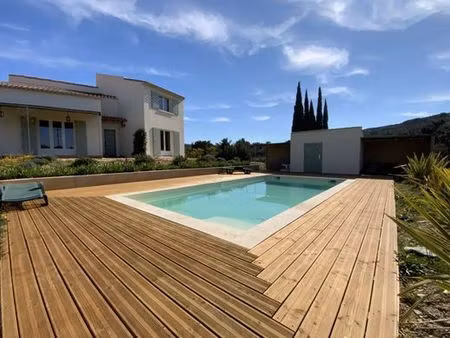 maison de luxe 3 chambres en vente à uzès  france