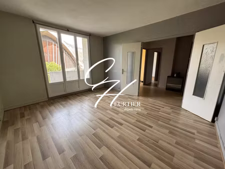 location appartement 2 pièces 56m2 grenoble 38000 - 558 € - surface privée