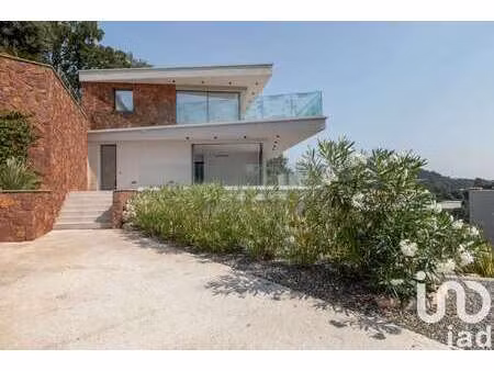 vente appartement 4 pièces bord de mer aux adrets-de-l'estérel (83600) : à vendre 4 pièces