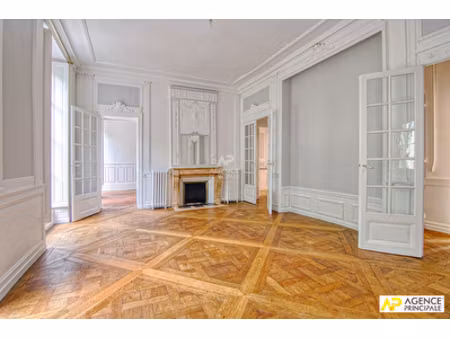 "versailles trianon palace" sublime appartement de réception de 4 pièces de 109 m2 !