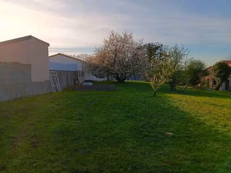 vente terrain à montigne-sur-moine (49230) : à vendre / montigne-sur-moine