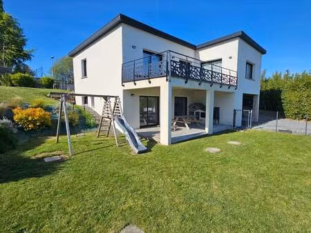 vente maison à rosnoën (29590) : à vendre / 151m² rosnoën