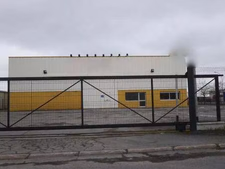 location bureaux et commerces aux herbiers (85500) : à louer / 515m² les herbiers