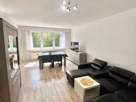 kraainem – appartement 2 chambres + balcon – 279.000 €