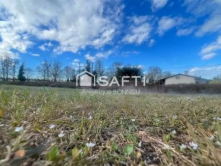 terrain de 1500 m2
