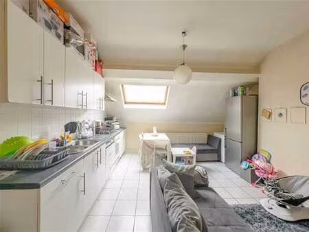 couronne - appt 81m² au 3ème étage - 1ch + mezzanine !