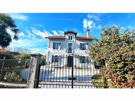 vente maison 7 pièces 250 m² à taller (40260)  549 000 €