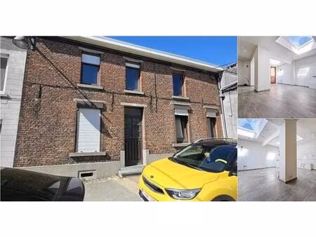 maison à vendre avec terrasse et jardin   la bouverie (vbe14953)