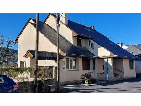 immeuble à fort potentiel au coeur d'espalion