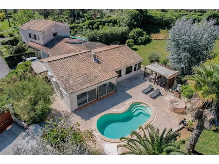 vente villa 6 pièces 127 m² à mandelieu-la-napoule (06210)  899 000 €